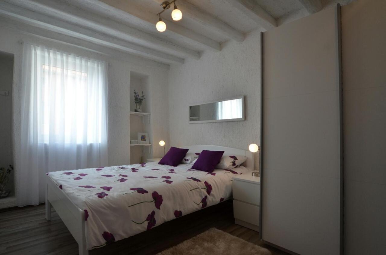 Apartment Alessia Ровинь Экстерьер фото